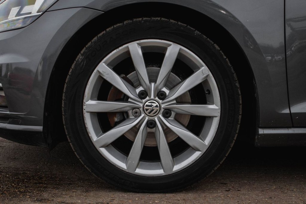 Used Volkswagen Golf 2017 for sale - 77879740: Photo 48