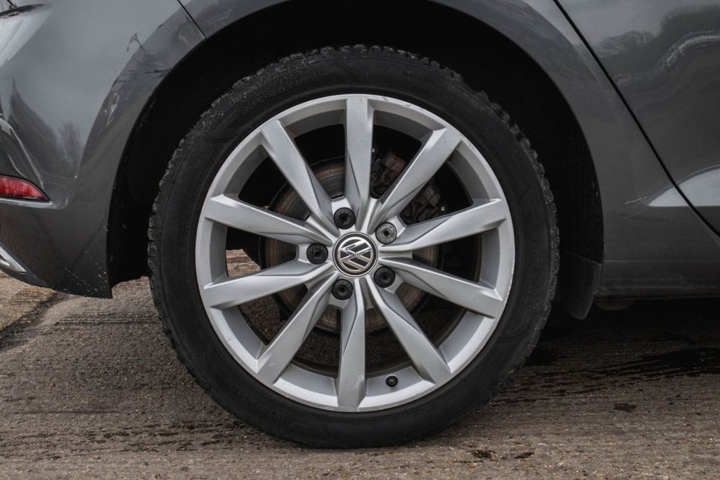 Used Volkswagen Golf 2017 for sale - 77879740: Photo 50