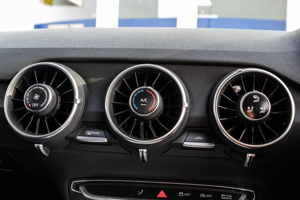 Used Audi TT 2015 for sale - 78029794: Photo 32