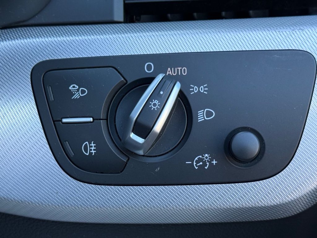 Used Audi A5 Cabriolet 2019 for sale - 75703773: Photo 32