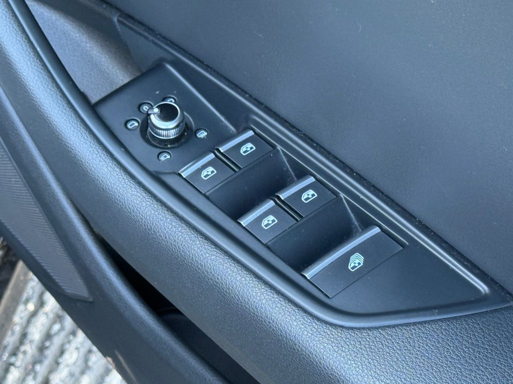 Used Audi A5 Cabriolet 2019 for sale - 75703773: Photo 36