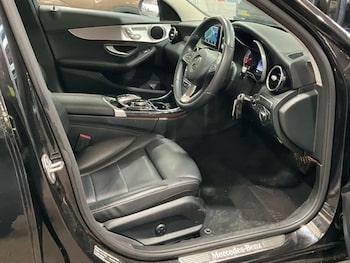 Used Mercedes-Benz C Class 2017 for sale - 78272388: Photo