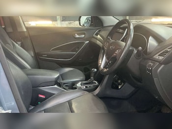 Used Hyundai Santa Fe 2017 for sale - 78765083: Photo