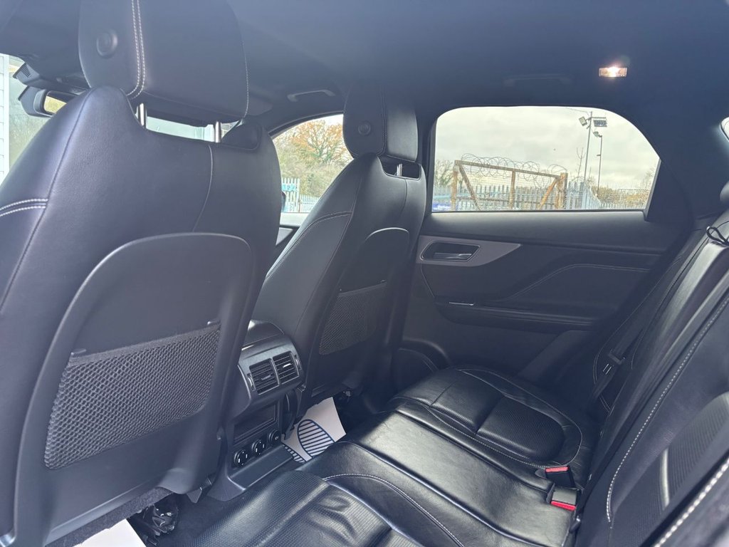 Used Jaguar F-Pace 2018 for sale - 76950331: Photo 15