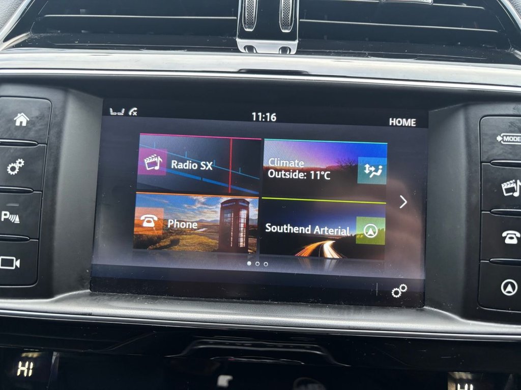 Used Jaguar F-Pace 2018 for sale - 76950331: Photo 2