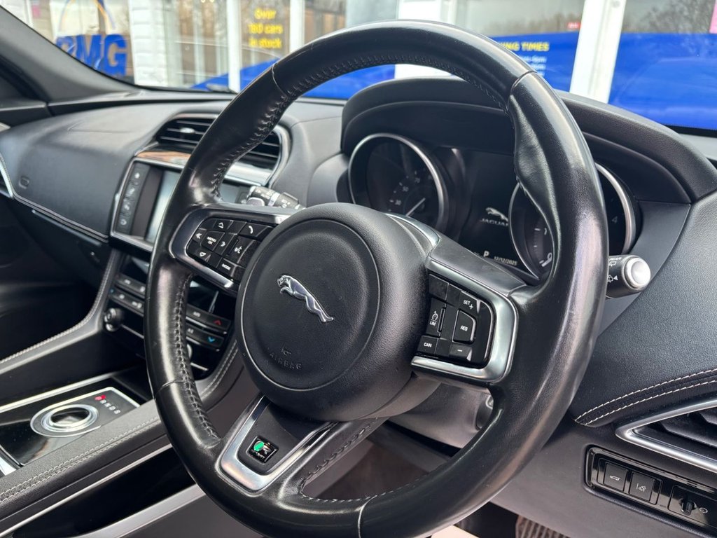 Used Jaguar F-Pace 2018 for sale - 76950331: Photo 23