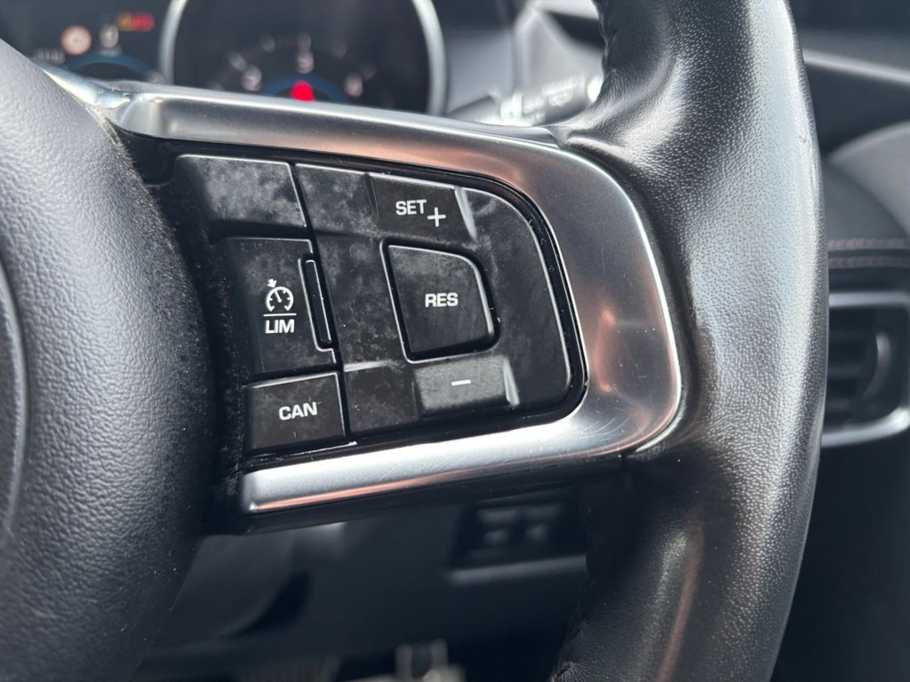 Used Jaguar F-Pace 2018 for sale - 76950331: Photo 27