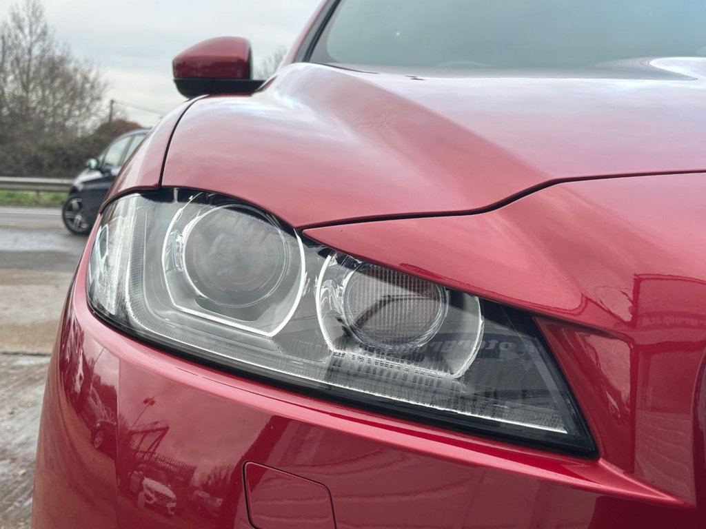 Used Jaguar F-Pace 2018 for sale - 76950331: Photo 34