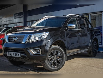 Used Nissan Navara 2017 for sale - 78256209: Photo