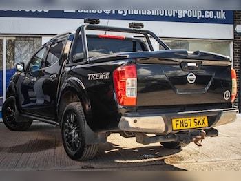 Used Nissan Navara 2017 for sale - 78256209: Photo