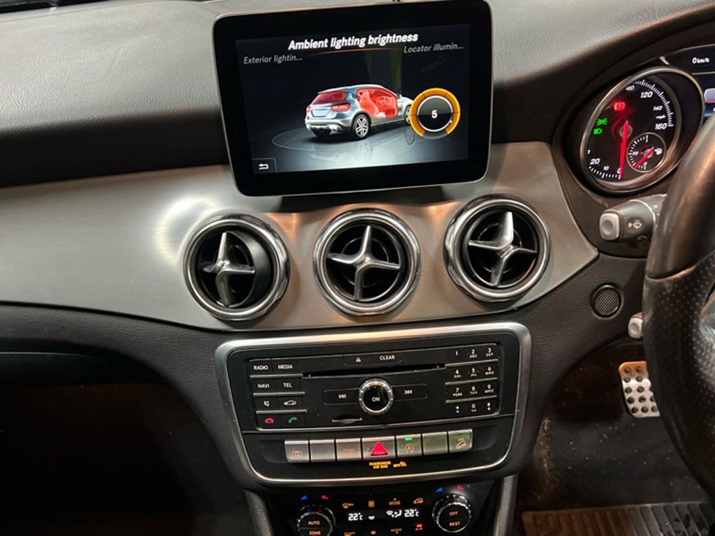 Used Mercedes-Benz GLA 2017 for sale - 77805961: Photo 2