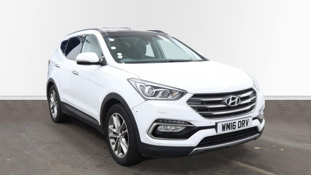 Used Hyundai Santa Fe 2016 for sale - 76582229: Photo 1