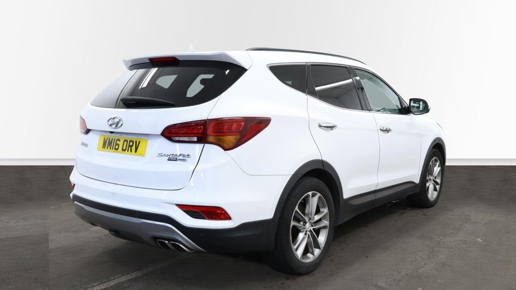 Used Hyundai Santa Fe 2016 for sale - 76582229: Photo 11