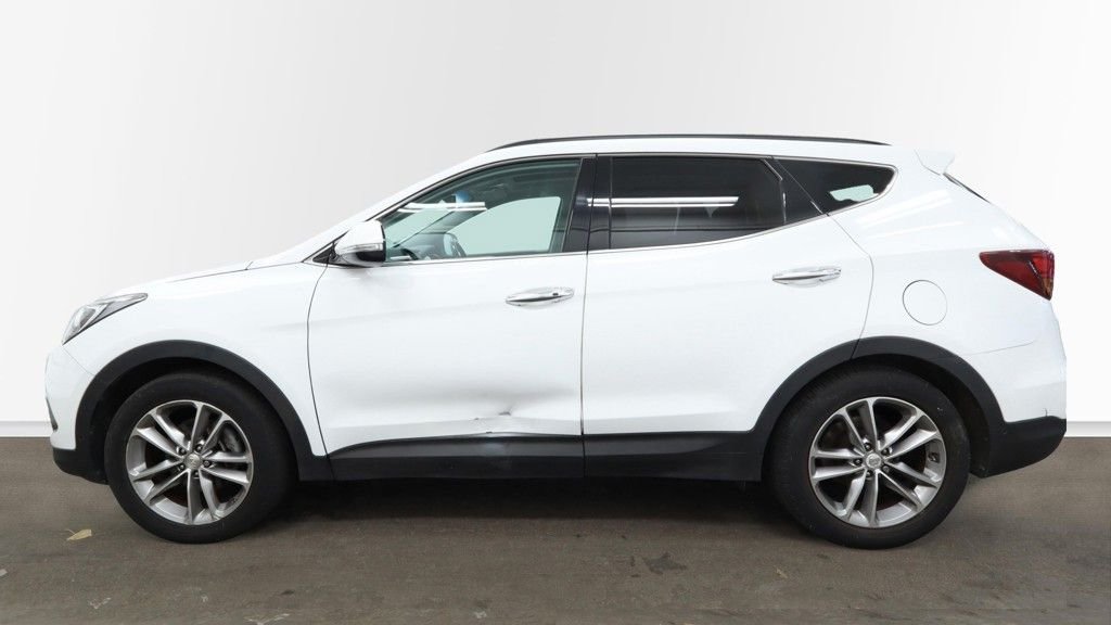 Used Hyundai Santa Fe 2016 for sale - 76582229: Photo 13