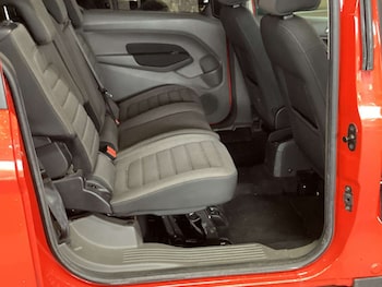Used Ford Grand Tourneo Connect 2019 for sale - 78931399: Photo