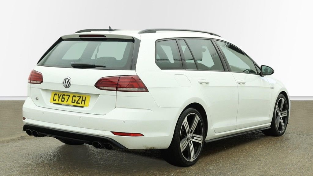 Used Volkswagen Golf 2017 for sale - 77384071: Photo 10