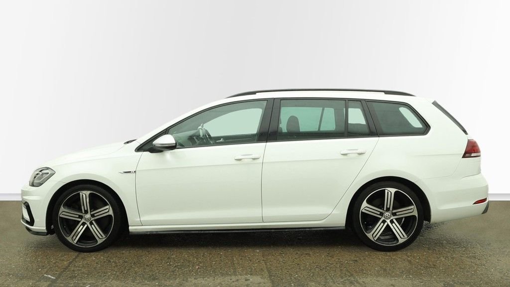 Used Volkswagen Golf 2017 for sale - 77384071: Photo 13