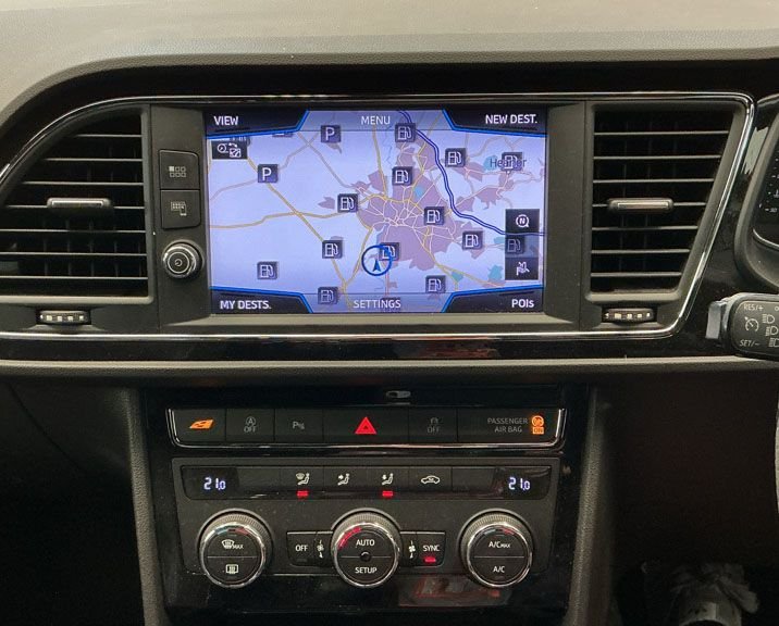 Used SEAT Leon 2018 for sale - 76546611: Photo 2