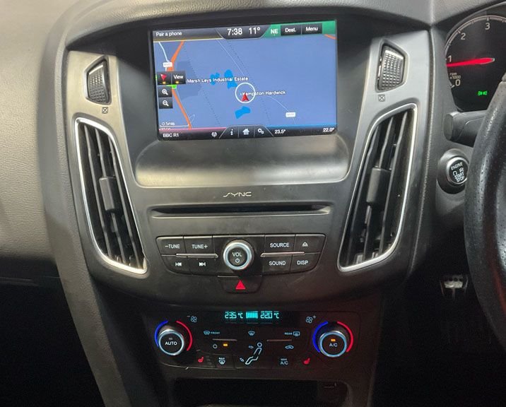 Used Ford Focus 2016 for sale - 76698503: Photo 2