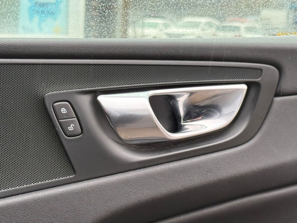 Used Volvo XC60 2019 for sale - 77654742: Photo 33