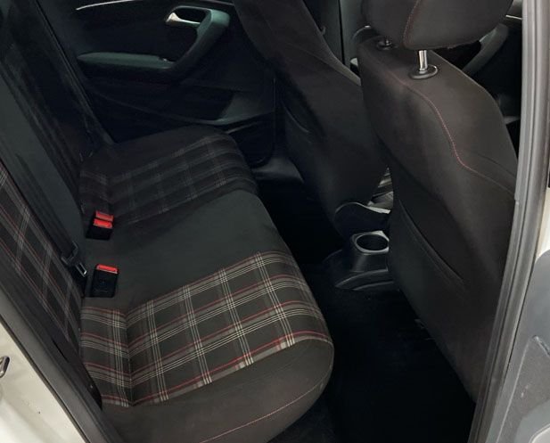 Used Volkswagen Polo 2016 for sale - 76417895: Photo 4