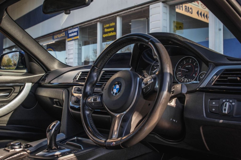 Used BMW 3 Series 2017 for sale - 77959679: Photo 12