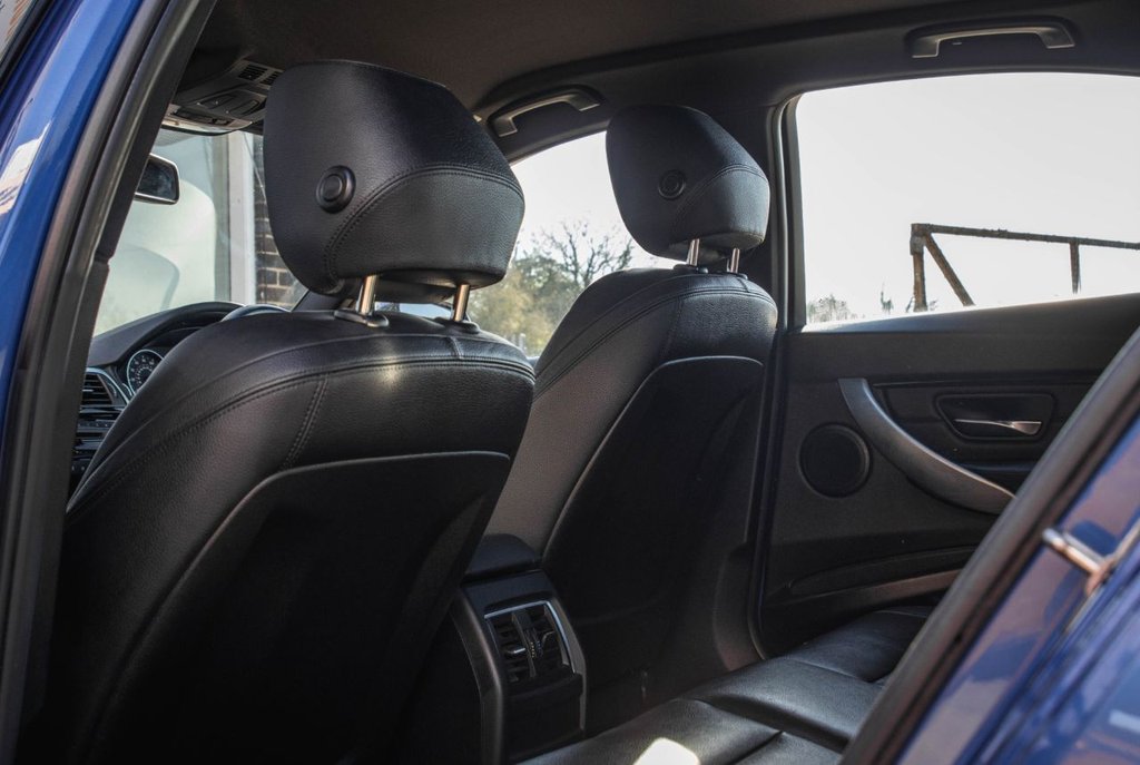 Used BMW 3 Series 2017 for sale - 77959679: Photo 17