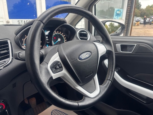 Used Ford Fiesta 2016 for sale - 76202727: Photo 23