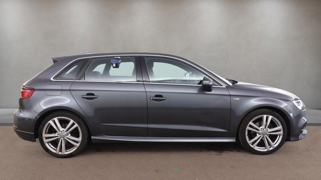 Used Audi A3 2017 for sale - 77959824: Photo 12