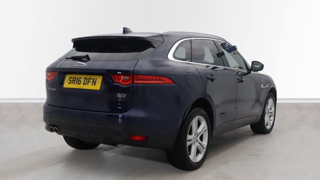 Used Jaguar F-Pace 2016 for sale - 77384055: Photo 10