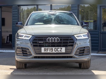 Used Audi Q5 2019 for sale - 79421807: Photo