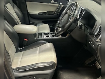 Used Kia Sportage 2018 for sale - 76291799: Photo 3