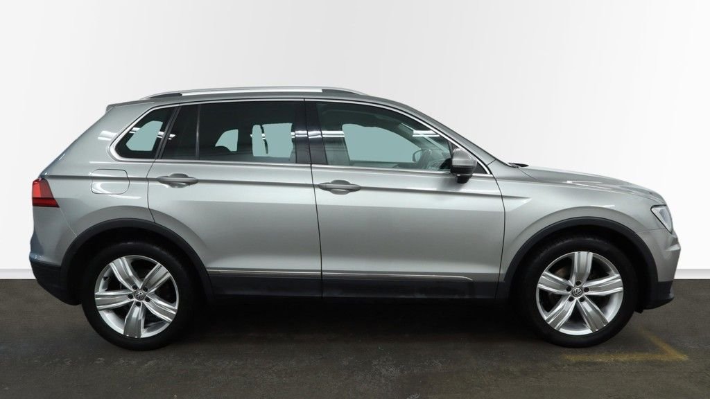 Used Volkswagen Tiguan 2018 for sale - 77250285: Photo 11