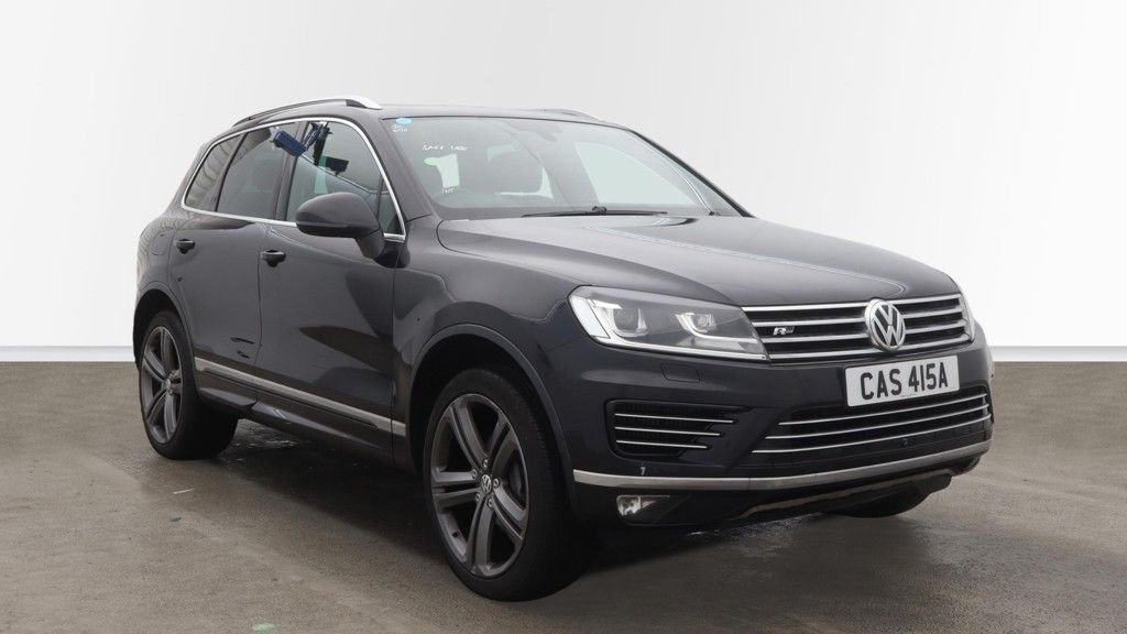 Used Volkswagen Touareg 2016 for sale - 76950126: Photo 1