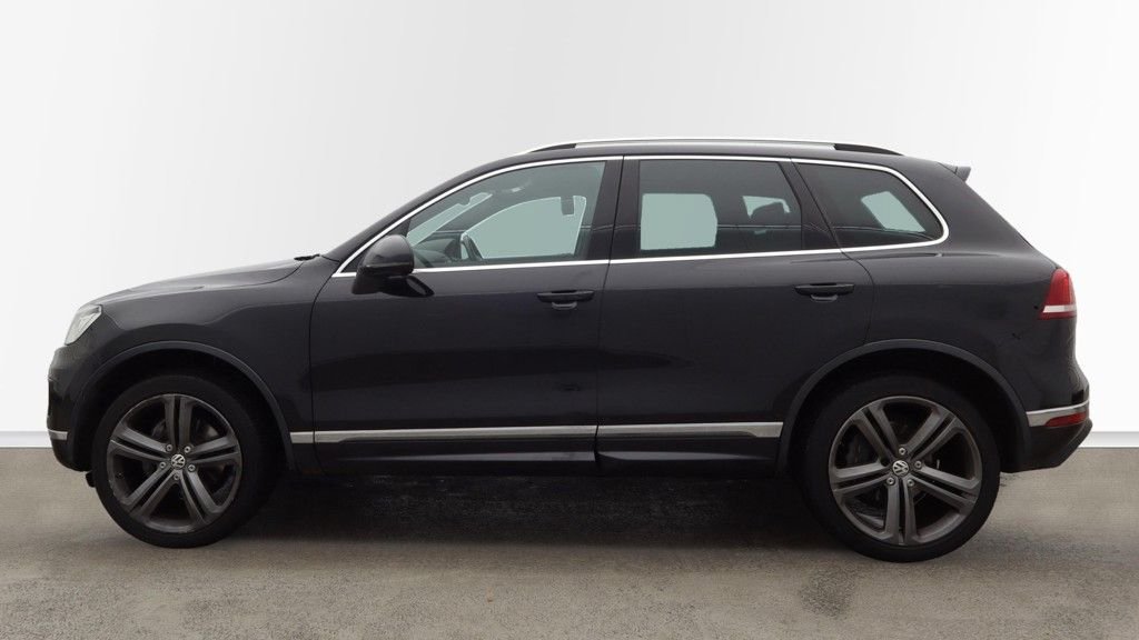 Used Volkswagen Touareg 2016 for sale - 76950126: Photo 14