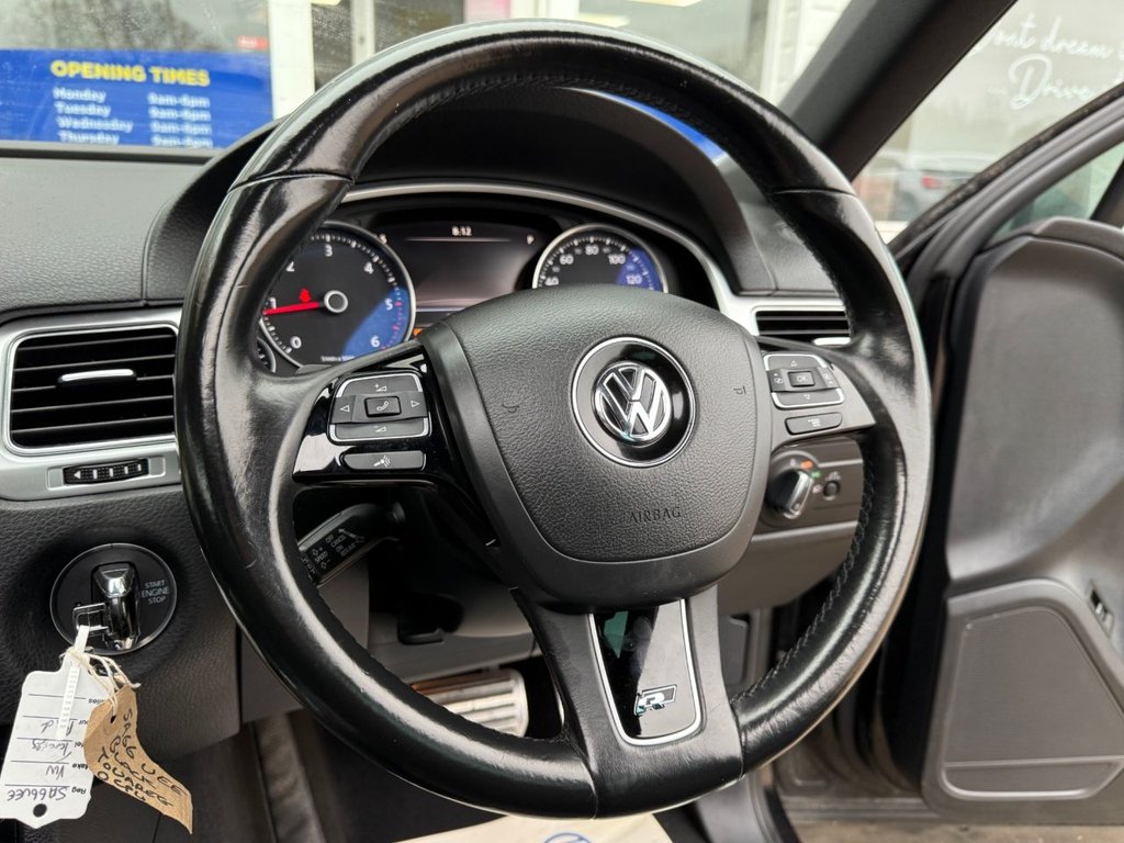 Used Volkswagen Touareg 2016 for sale - 76950126: Photo 22