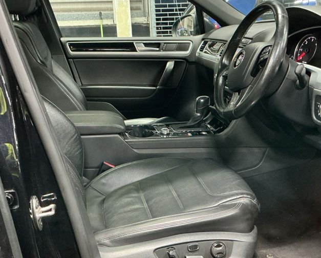 Used Volkswagen Touareg 2016 for sale - 76950126: Photo 3