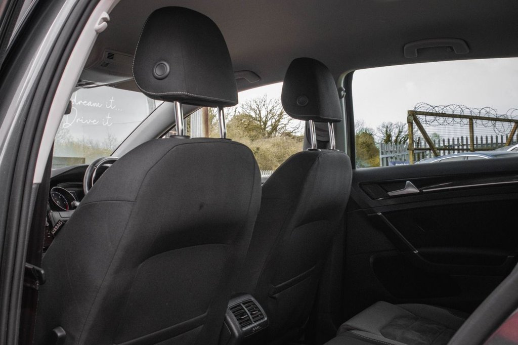 Used Volkswagen Golf 2017 for sale - 78002302: Photo 19