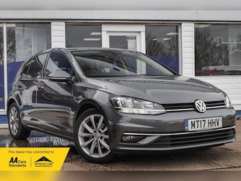 Used Volkswagen Golf 2017 for sale - 78002302: Photo