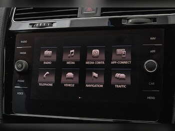 Used Volkswagen Golf 2017 for sale - 78002302: Photo