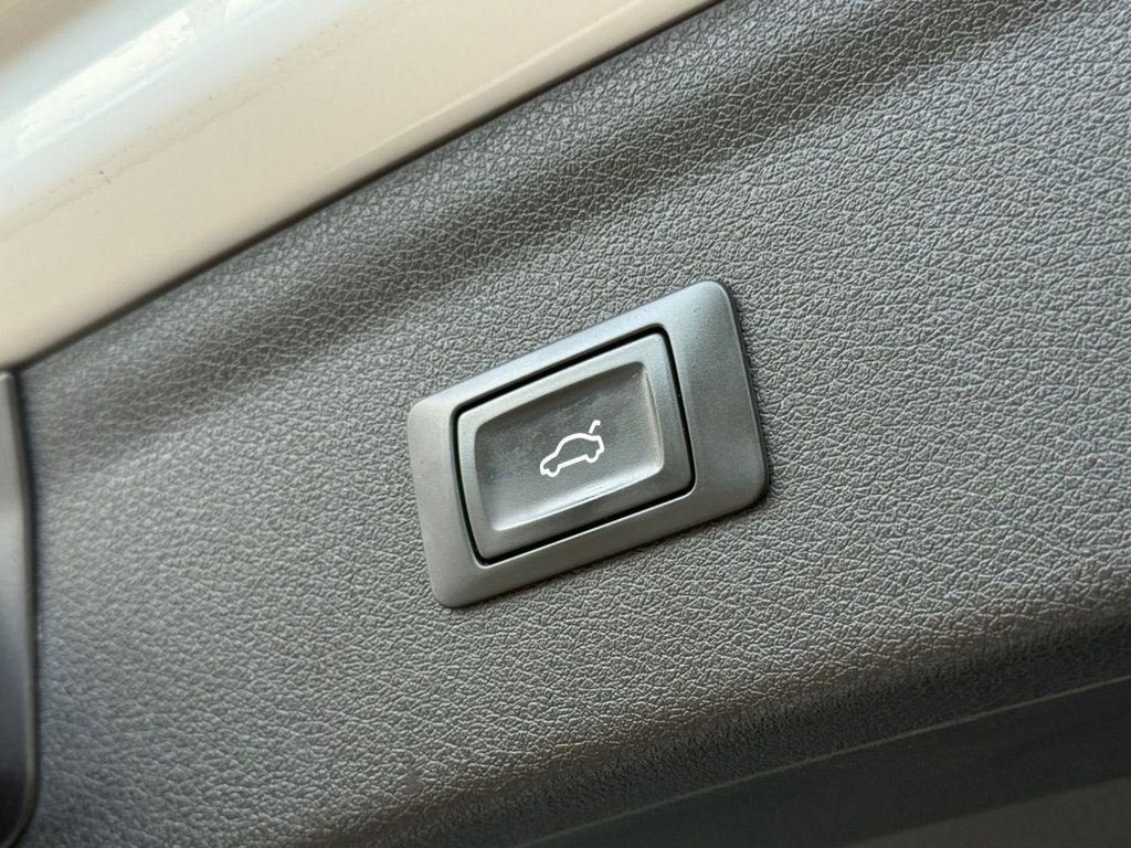 Used Audi Q3 2017 for sale - 76582204: Photo 15