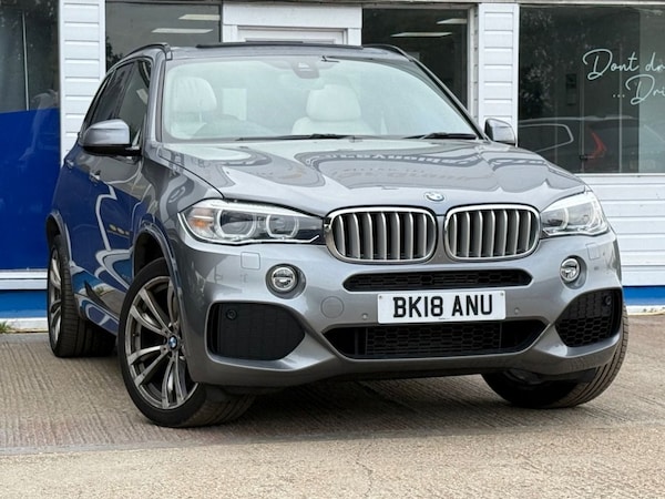 Used BMW X5 2018 for sale - 76147475: Photo 2