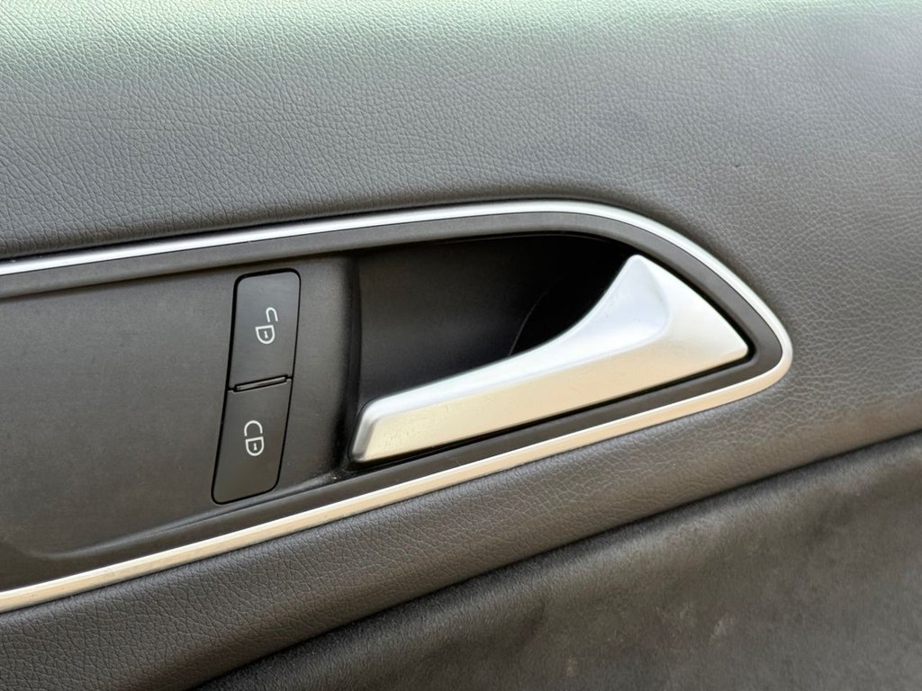 Used Mercedes-Benz GLA 2016 for sale - 77328136: Photo 34