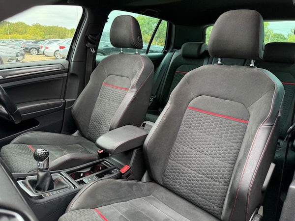 Used Volkswagen Golf 2018 for sale - 76235560: Photo 18