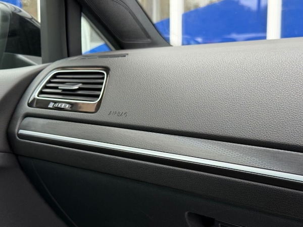 Used Volkswagen Golf 2018 for sale - 76235560: Photo 30
