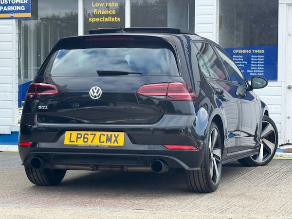 Used Volkswagen Golf 2018 for sale - 76235560: Photo 9