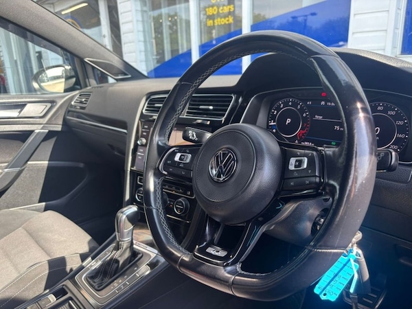Used Volkswagen Golf 2018 for sale - 75666000: Photo 13