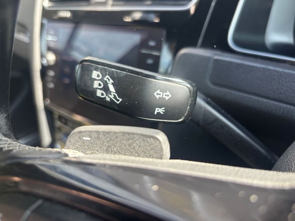 Used Volkswagen Golf 2018 for sale - 75666000: Photo 19