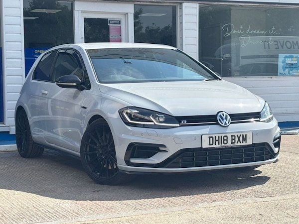 Used Volkswagen Golf 2018 for sale - 75666000: Photo 2