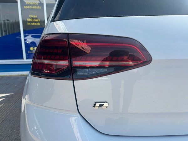 Used Volkswagen Golf 2018 for sale - 75666000: Photo 50